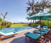 Villa Tanju, Sonnendeck