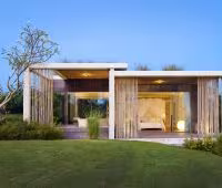 Вилла Tantangan, Вид из сада